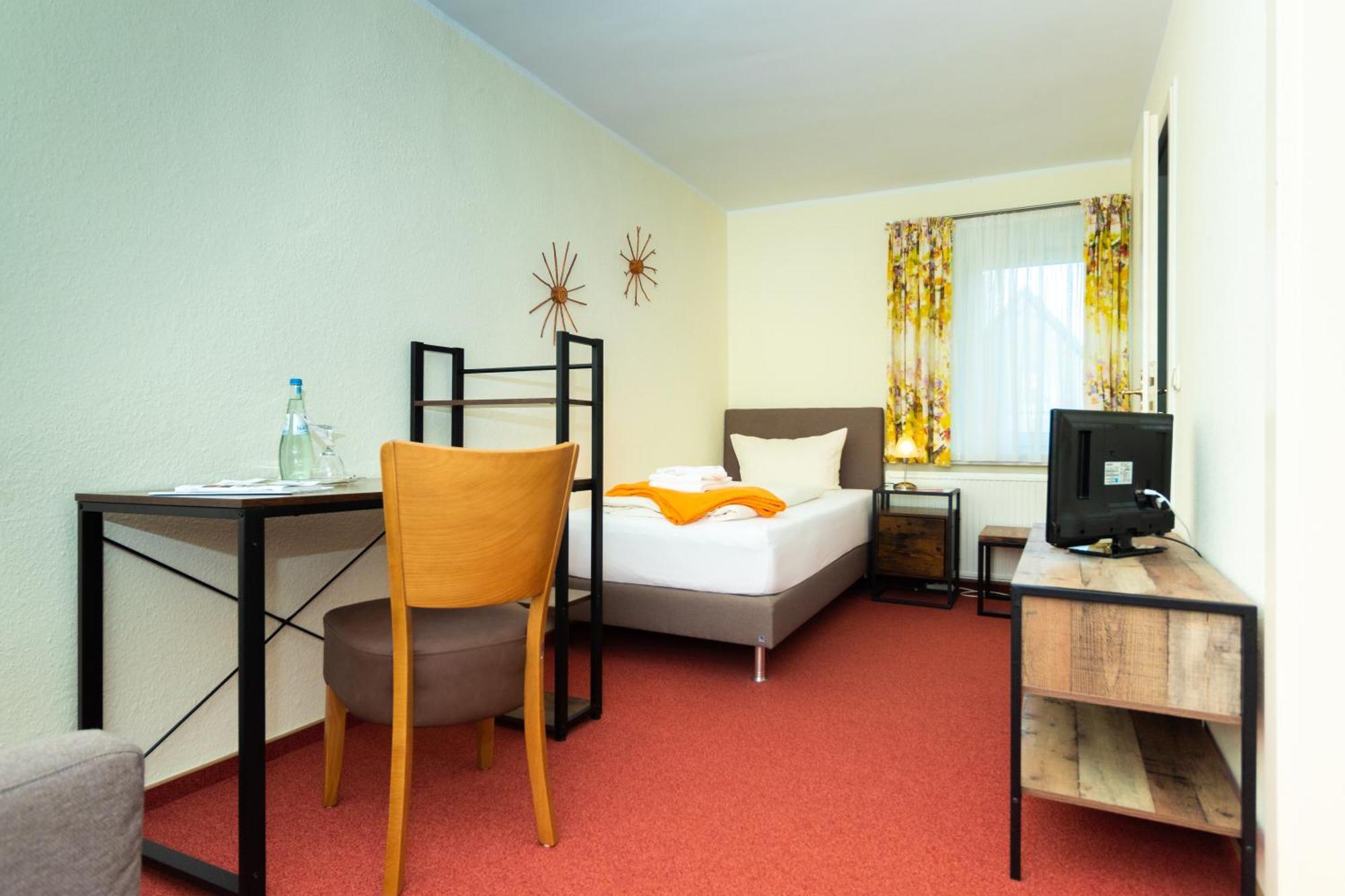 Wanderhotel Sonnebergbaude Waltersdorf  Exteriör bild