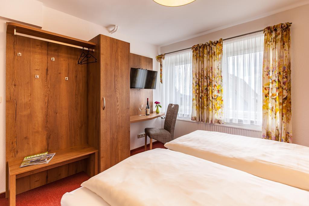 Wanderhotel Sonnebergbaude Waltersdorf  Exteriör bild