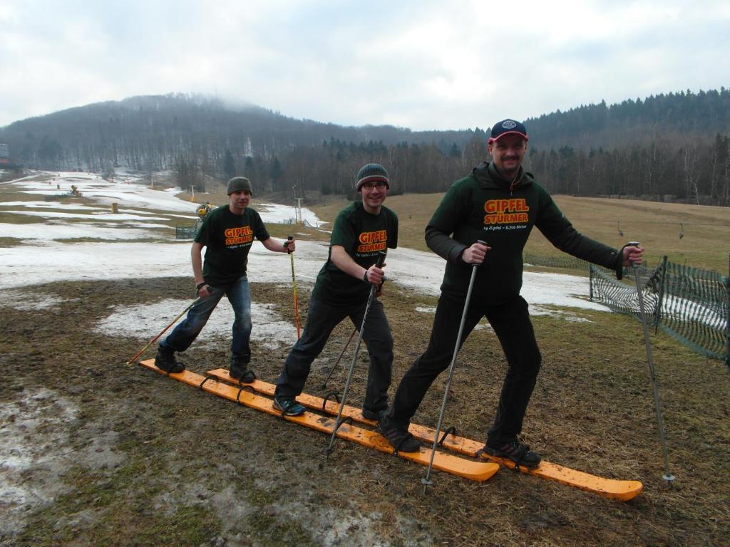 Wanderhotel Sonnebergbaude Waltersdorf  Exteriör bild
